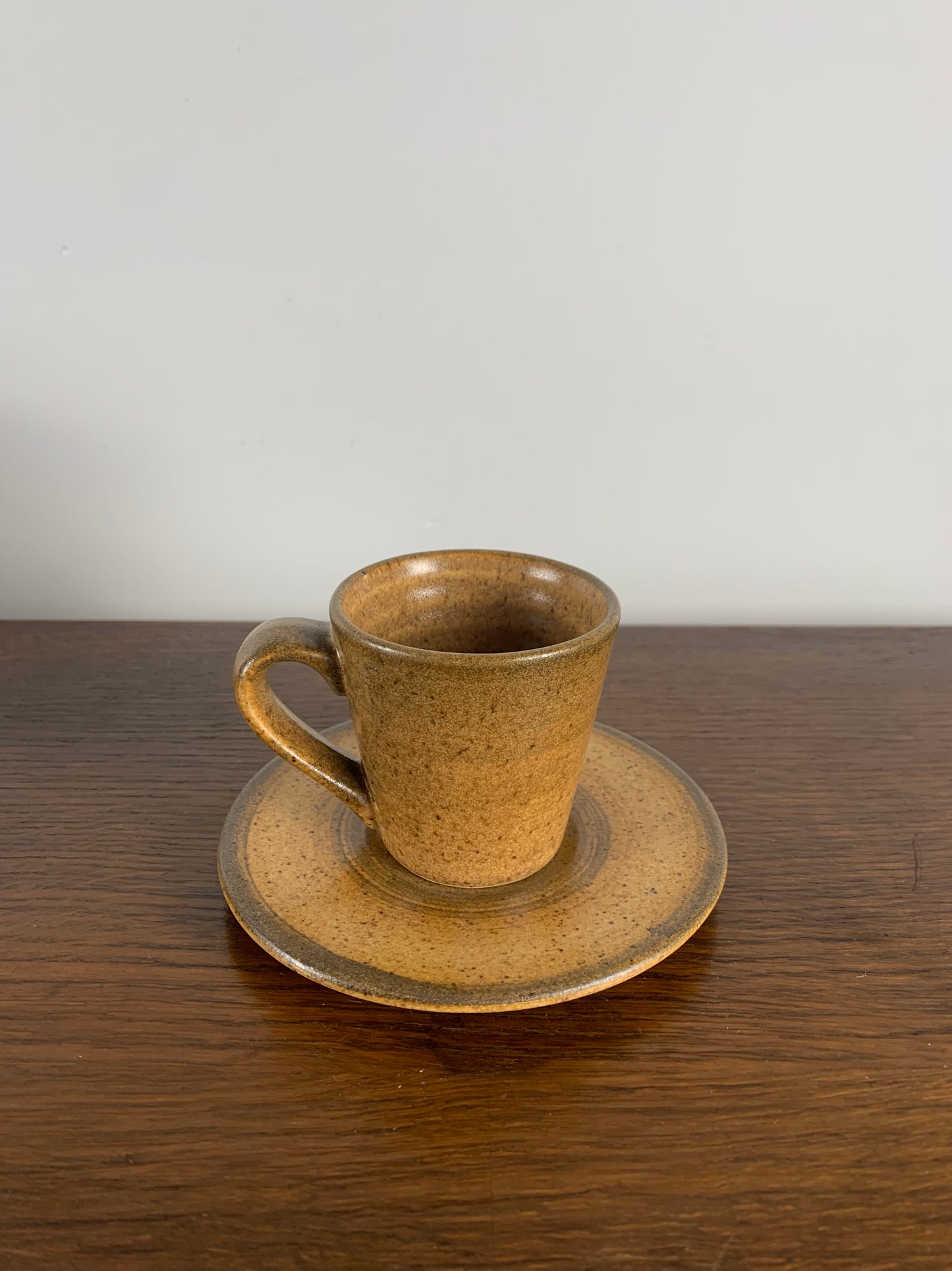 Set of 6 coffee cups + their saucers, Longchamp, 1970