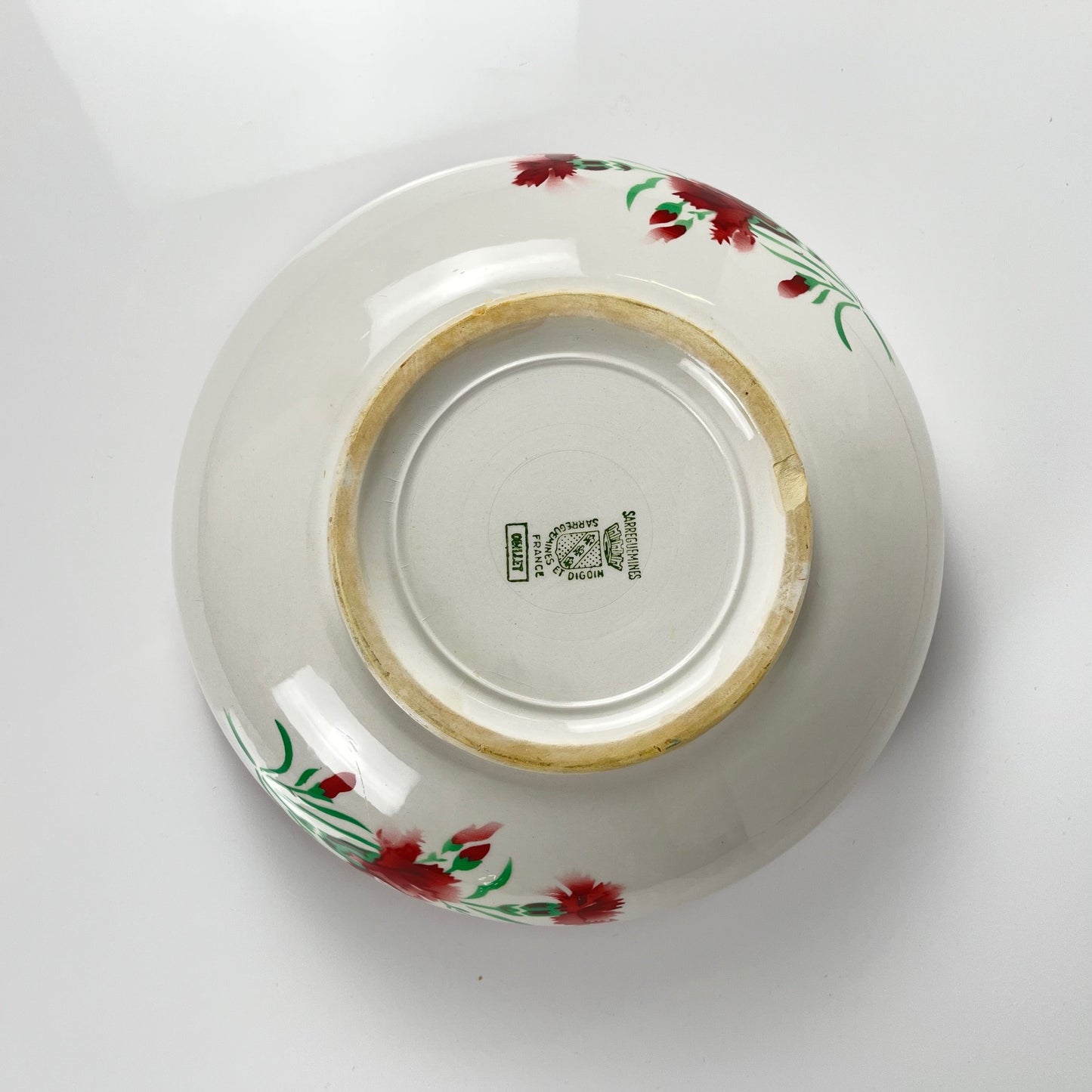 Sarreguemines "Oeillet" Salad Bowl, 1920-50