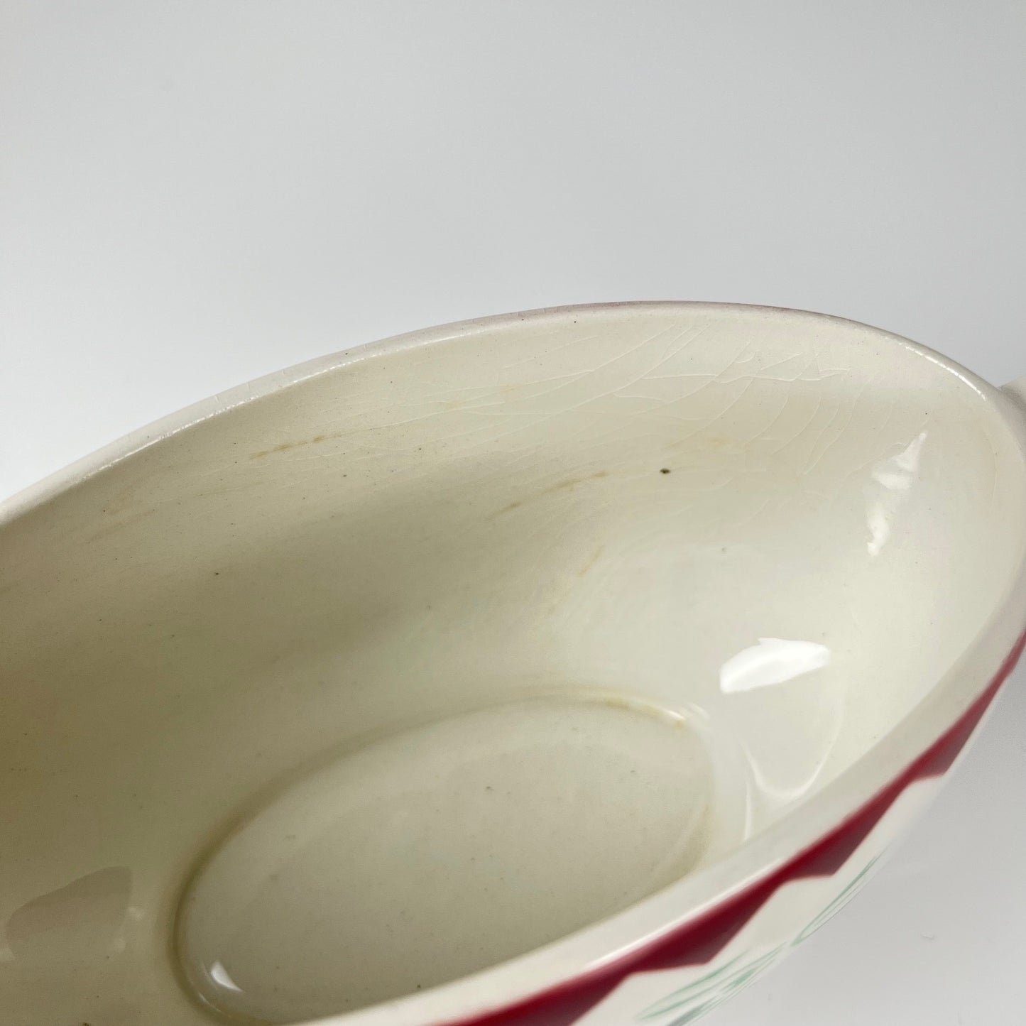 Sarreguemines "Oeillet" Sauceboat, 1920-50