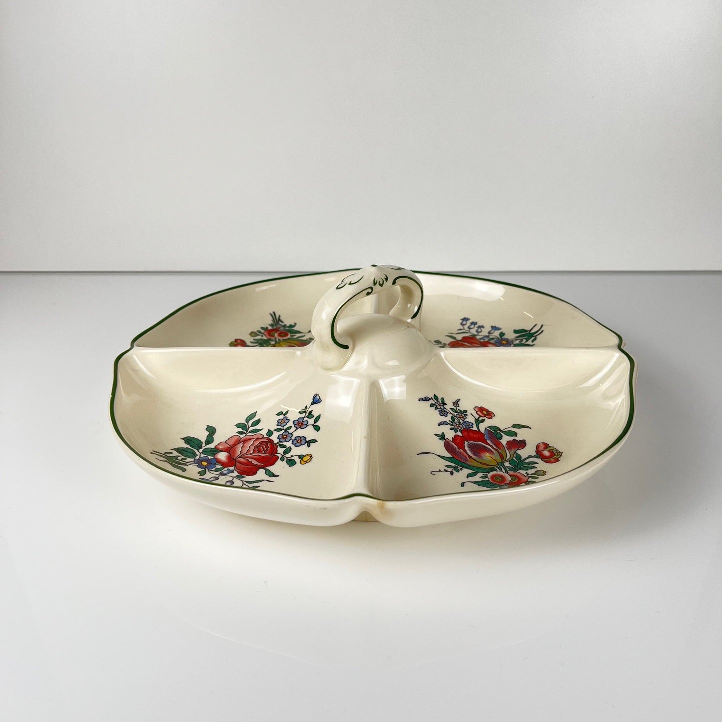Villeroy & Boch "Old Strasbourg" aperitif dish, 20th century
