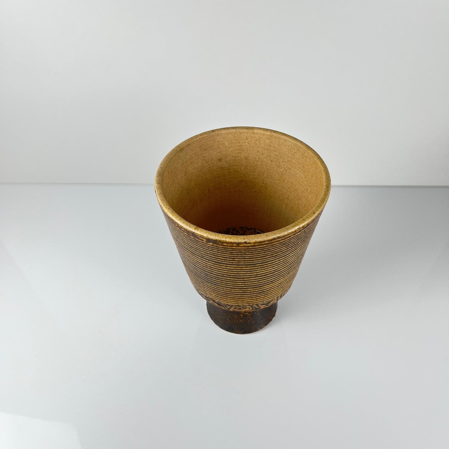 Cache pot en céramique , 1970