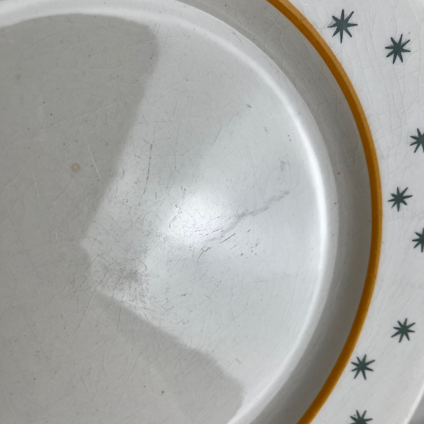 Set de 6 assiettes plates GIEN, Création Primefleur, modele "Constellation" , 1950