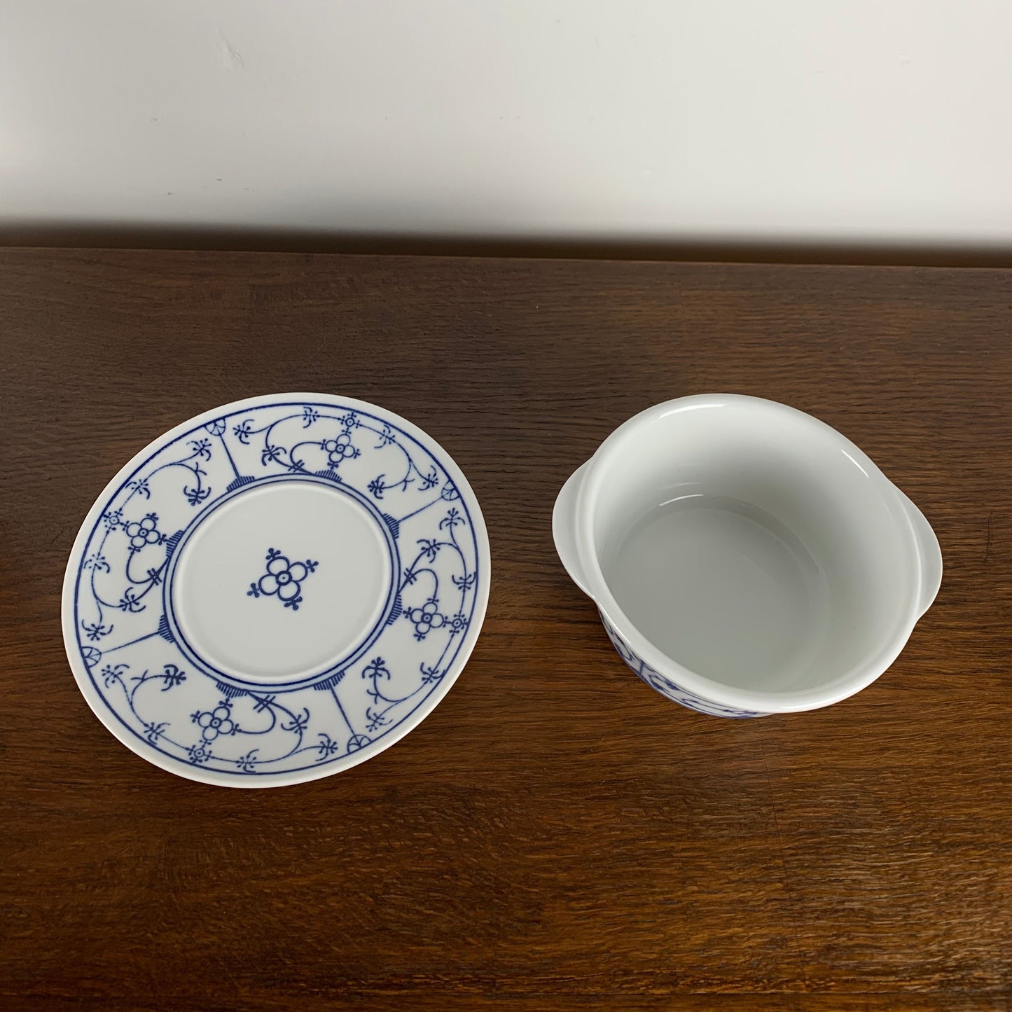 Set of 6 soup bowls with saucers, Winterling Bavaria