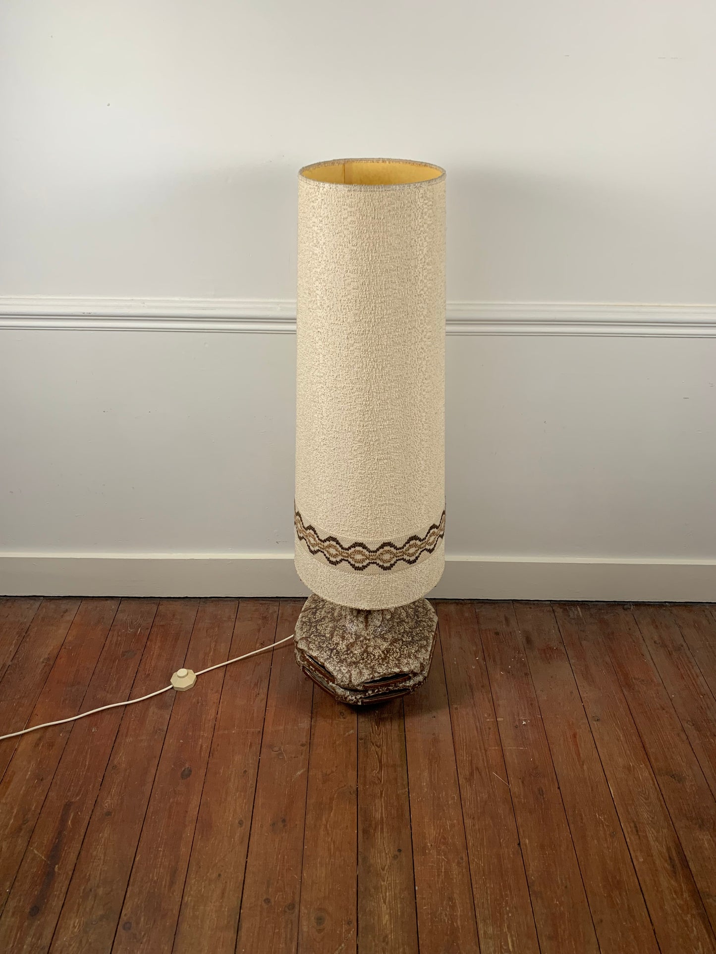 Lampe “Fat lava” oversize en céramique