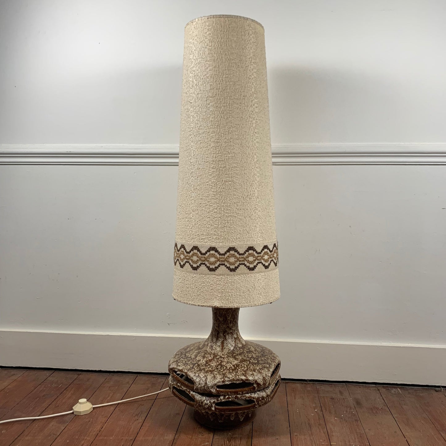 Lampe “Fat lava” oversize en céramique