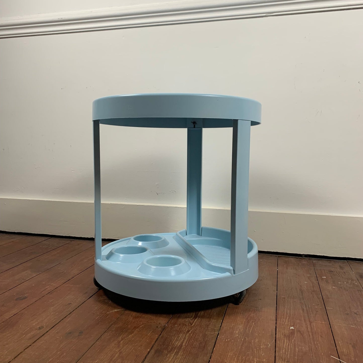 Bar Italien Baby blue 1970