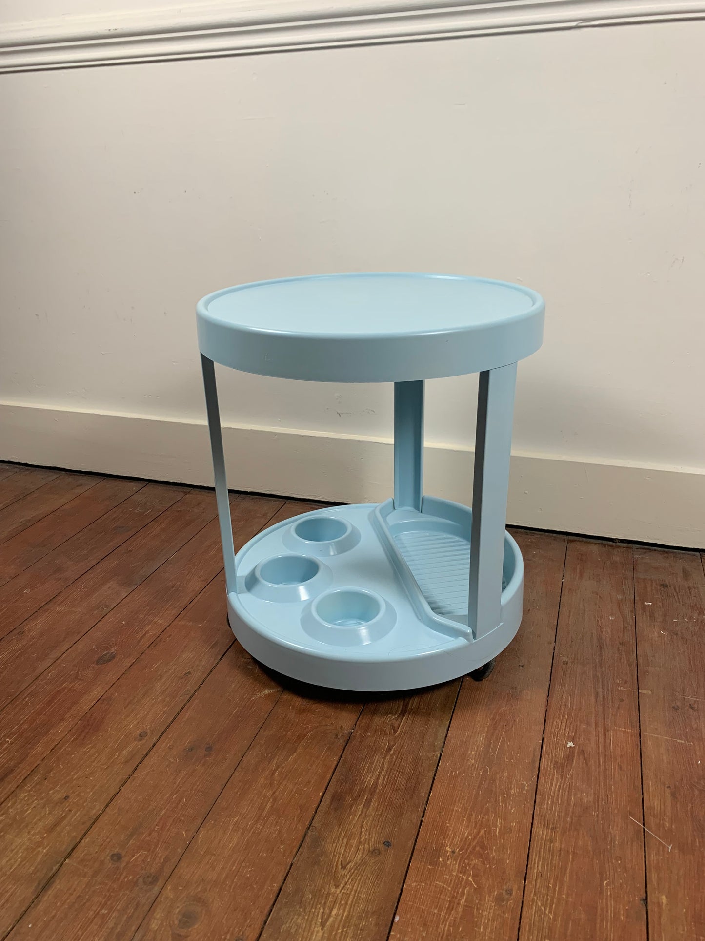 Bar Italien Baby blue 1970