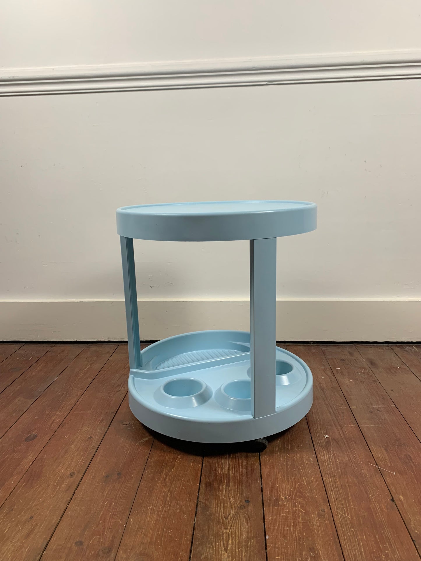 Bar Italien Baby blue 1970