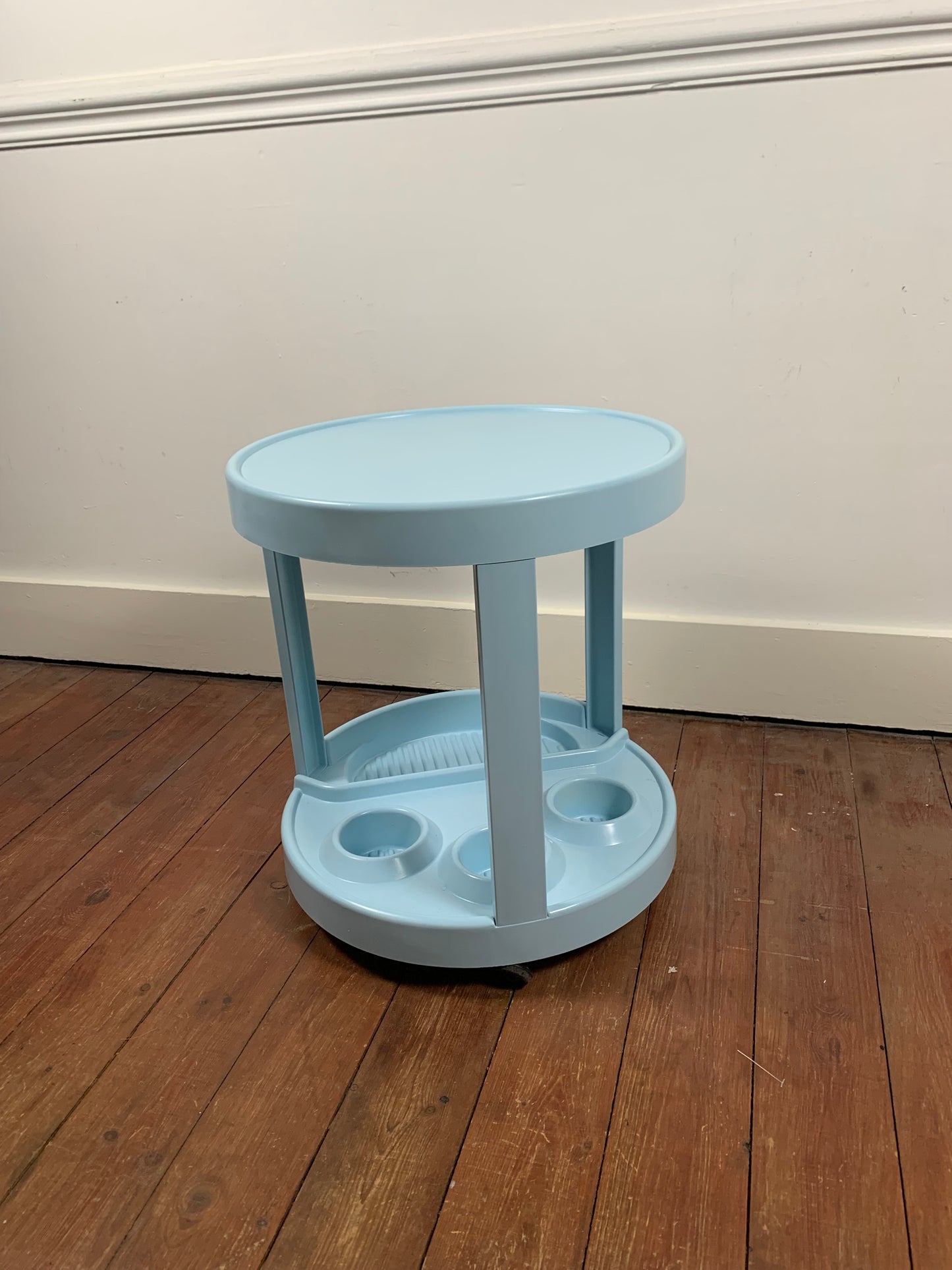 Bar Italien Baby blue 1970