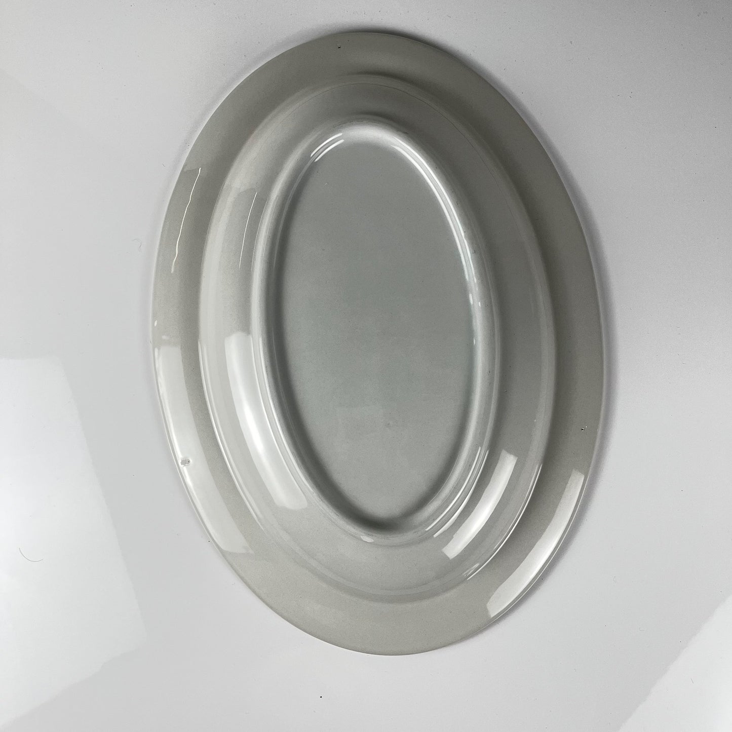 Grand plat ovale blanc & bleu, motif oiseau et fleur