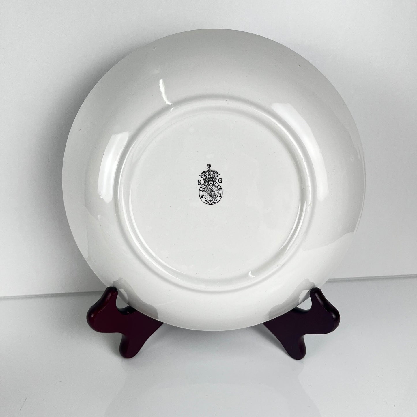 Set of 6 deep plates, "Réverbère" model by KG Lunéville, tulip and rose pattern.