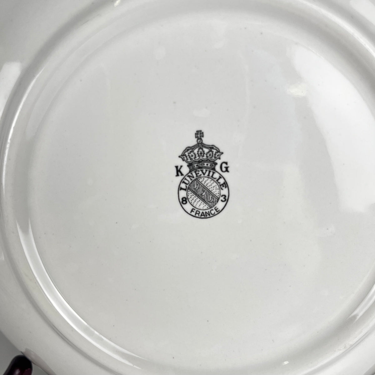 Set of 6 deep plates, "Réverbère" model by KG Lunéville, tulip and rose pattern.