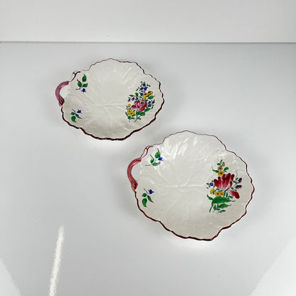Set de 2 coupelle en forme de feuille, Modèle Réverbère par KG Lunéville, motif tulipe & rose