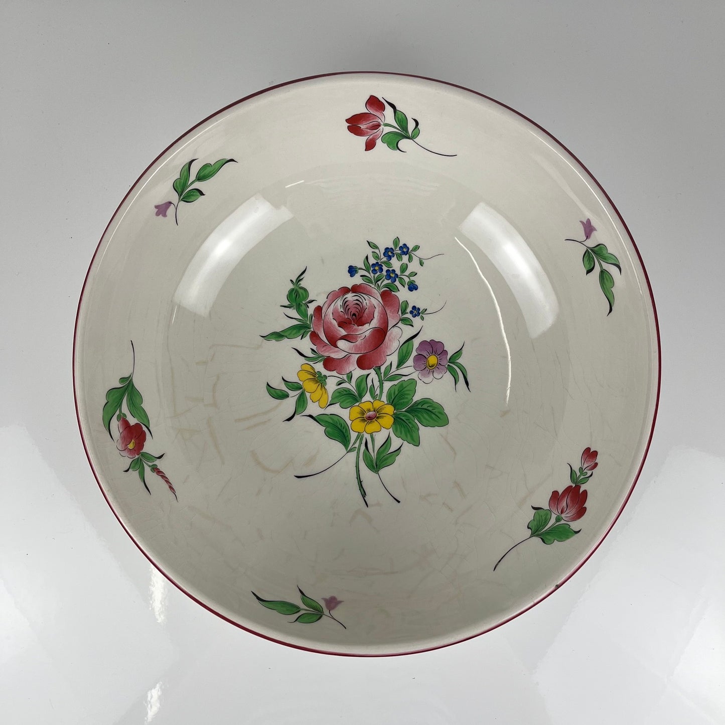 Large round salad bowl, Réverbère pattern by KG Lunéville, rose design