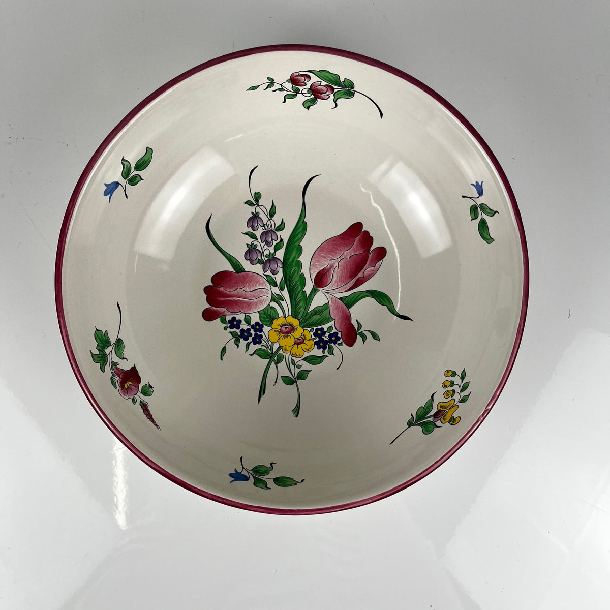 Small salad bowl, 'Réverbère' model by KG Lunéville, tulip pattern