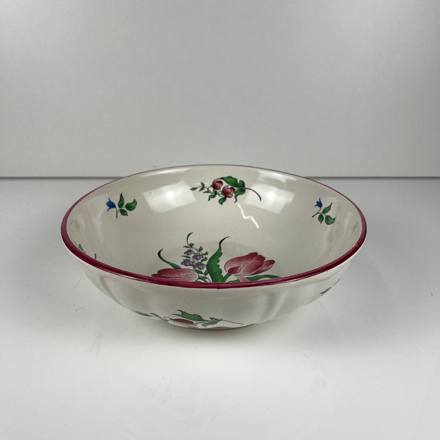 Small salad bowl, 'Réverbère' model by KG Lunéville, tulip pattern