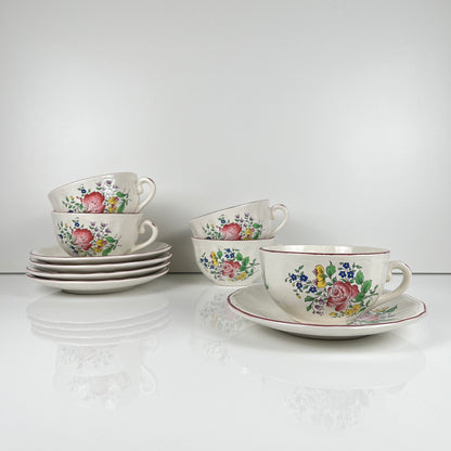 Lot de 5 grandes tasses avec soucoupes,  modèle Réverbère par KG Lunéville