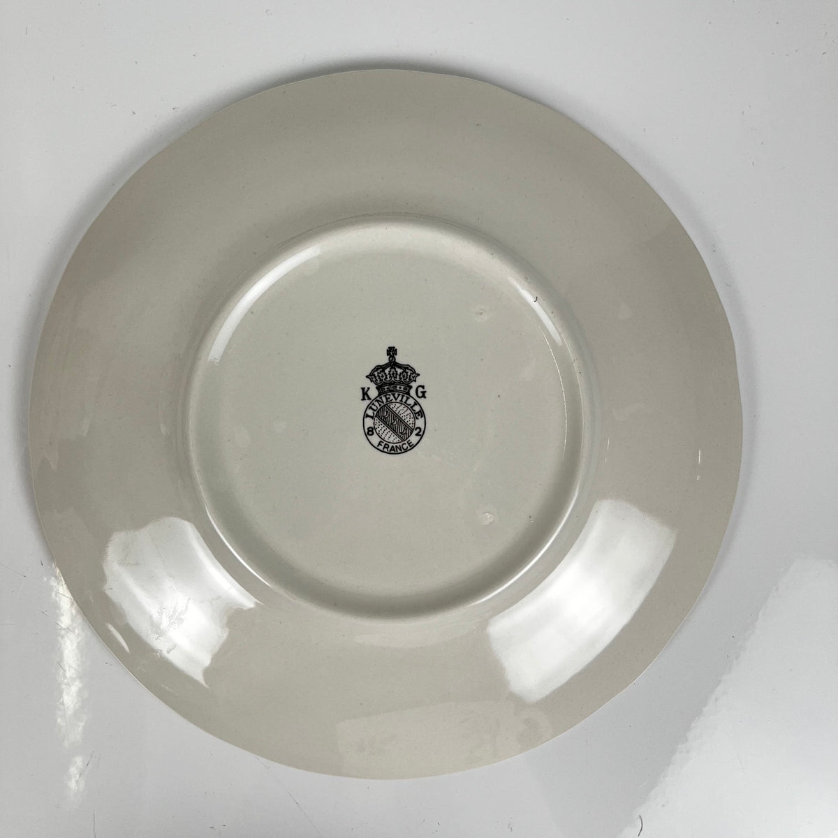 Lot de 5 grandes tasses avec soucoupes,  modèle Réverbère par KG Lunéville