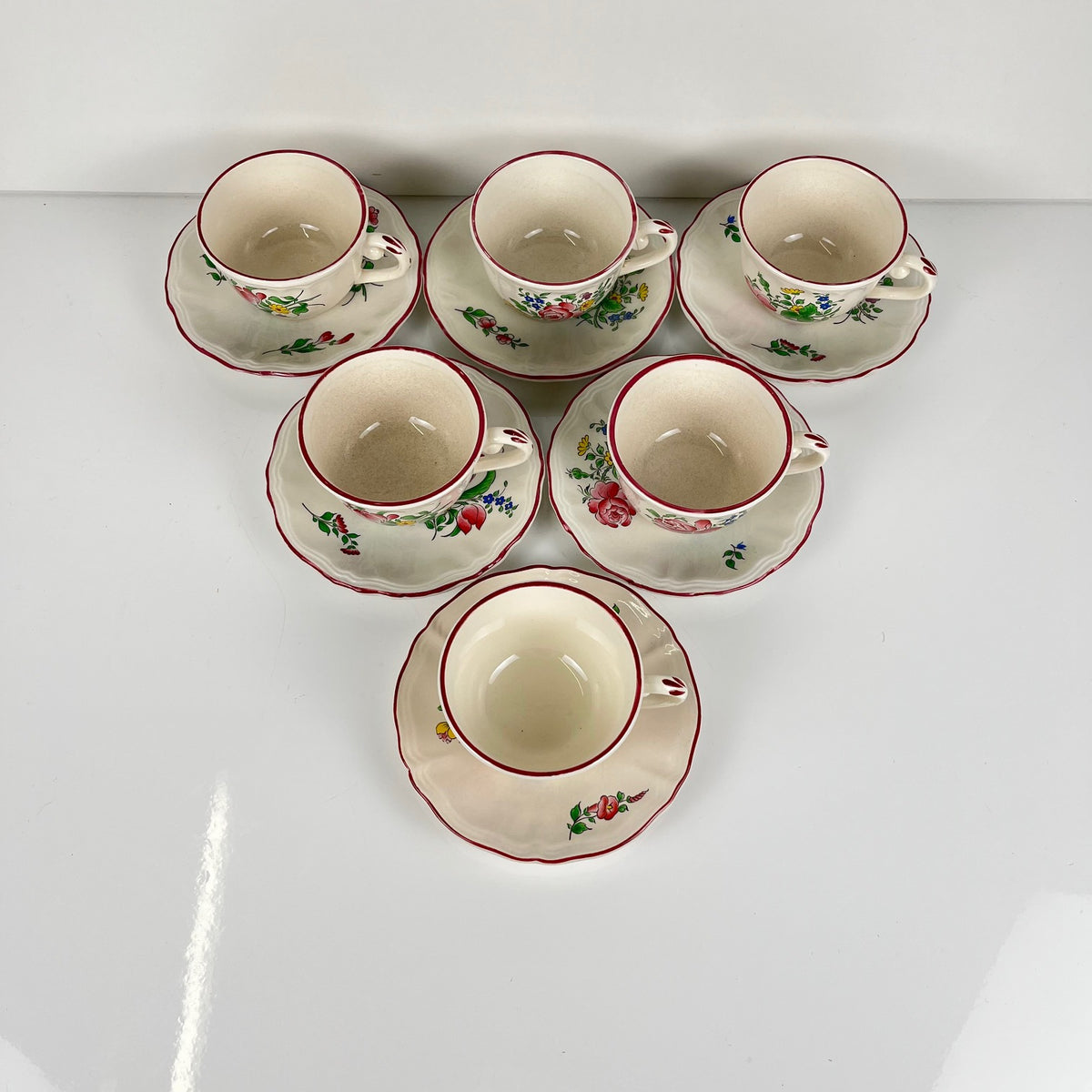 Set of 6 coffee cups with saucers, "Réverbère" pattern by KG Lunéville