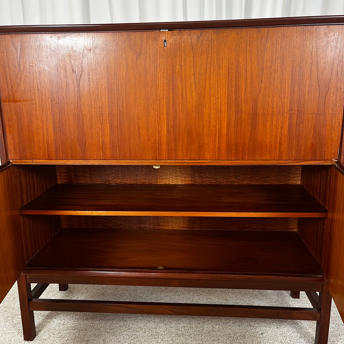 Rare secrétaire scandinave années 60, dans le style de Marian Grabinski pour IKEA