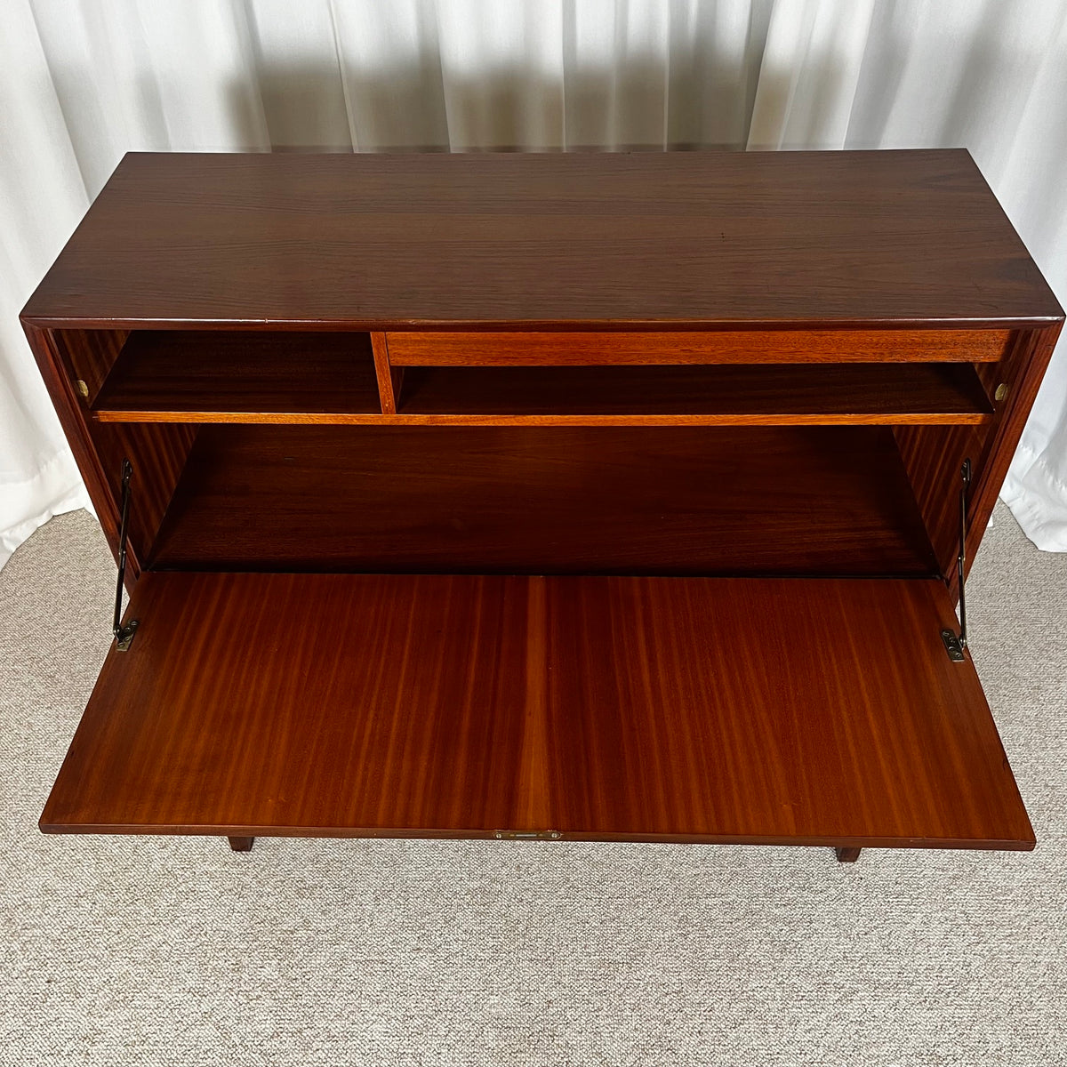 Rare secrétaire scandinave années 60, dans le style de Marian Grabinski pour IKEA