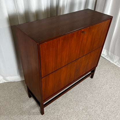 Rare secrétaire scandinave années 60, dans le style de Marian Grabinski pour IKEA