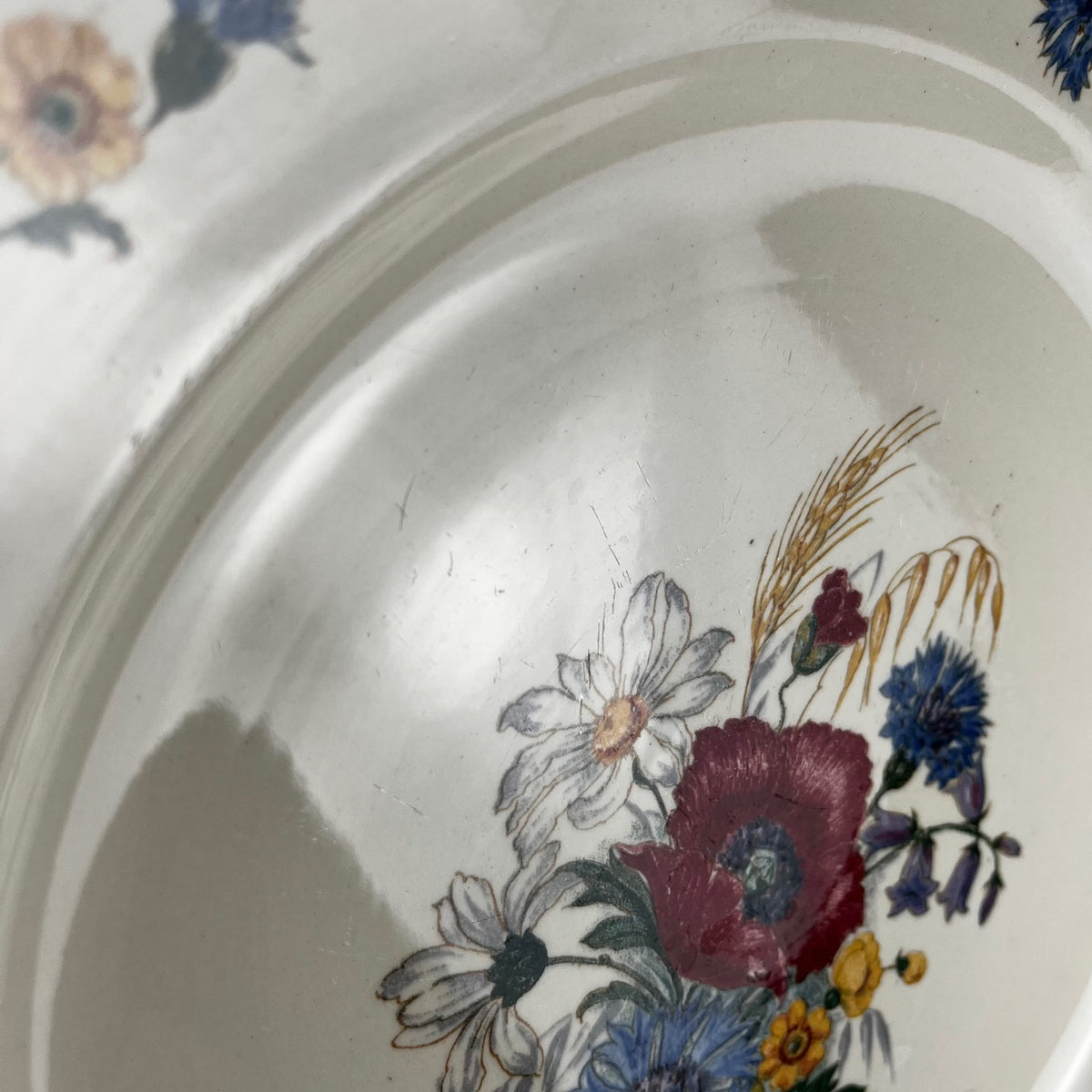 "Agreste" round cake plate, Sarreguemines, 20th century.