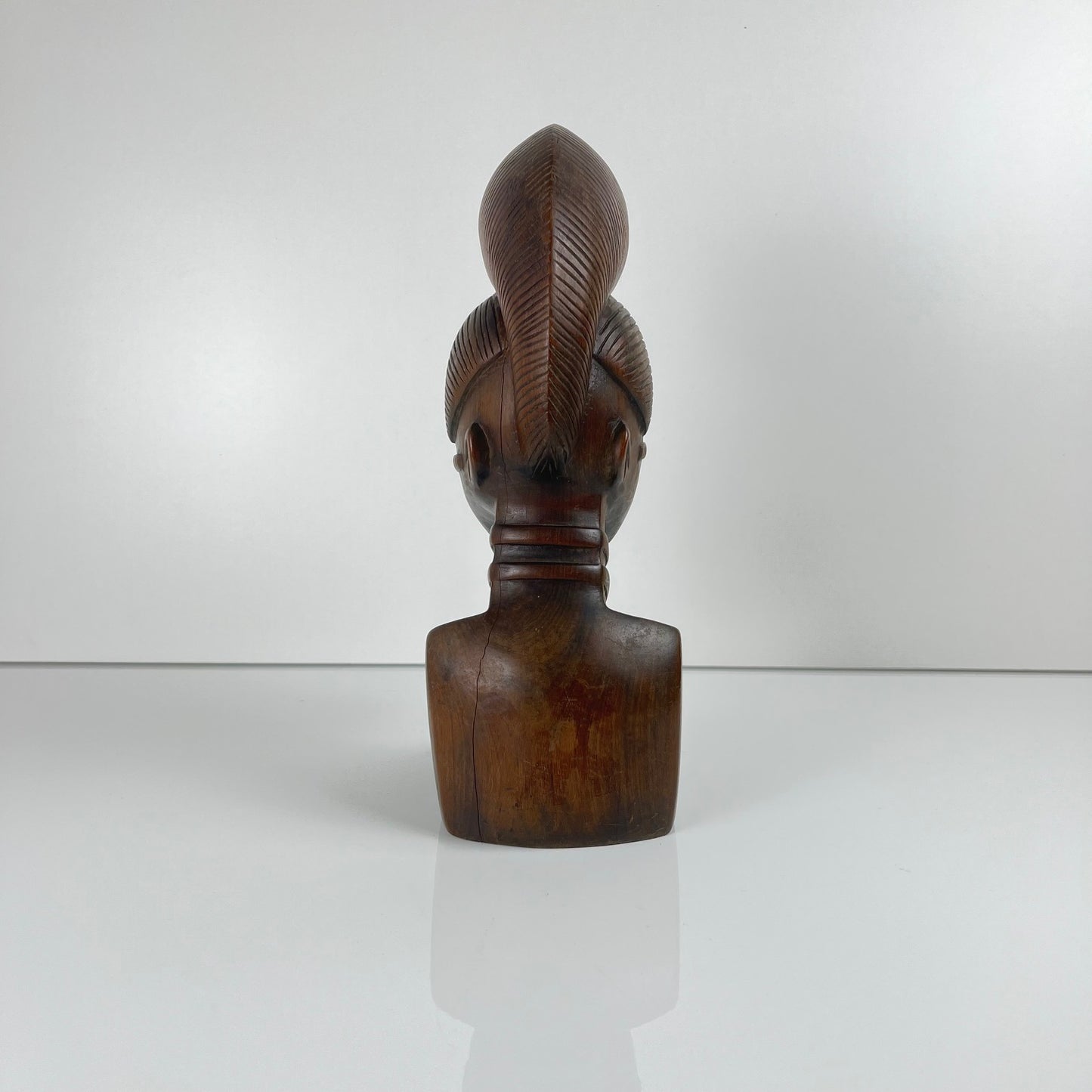 Buste féminin sculpté à la main en bois noir, style Baoulé, 1960/90
