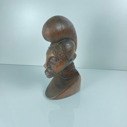 Buste féminin sculpté à la main en bois noir, style Baoulé, 1960/90