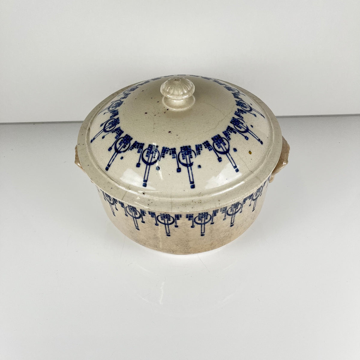 Antique Saint-Uze stoneware hot water bottle / casserole, blue decoration, early 20th century.