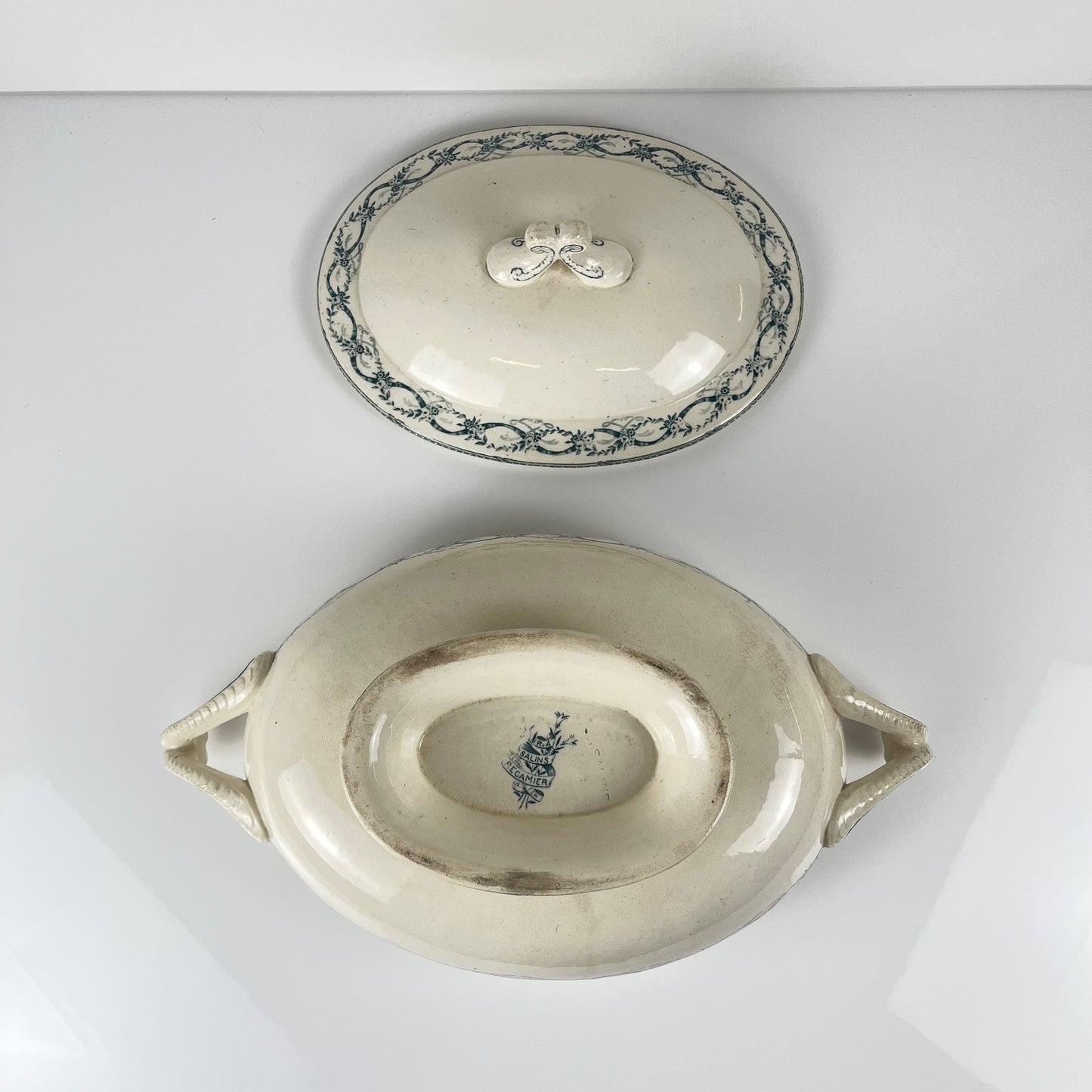 Soupière Salins "Recamier" terre de fer, fin XIXe siècle