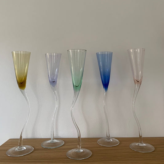 Set of 5 multi-colored dancing champagne flutes