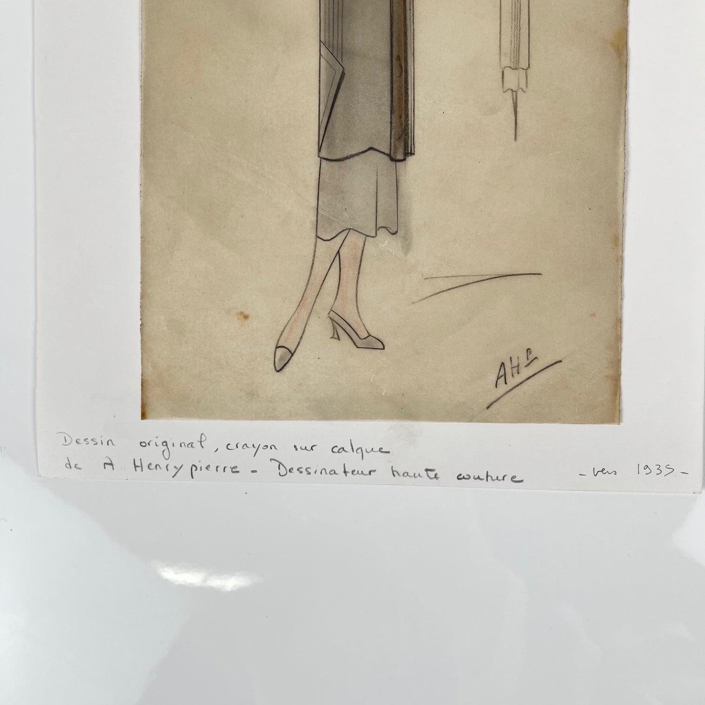 Croquis de mode sur calque par A. Henry Pierre, 1935