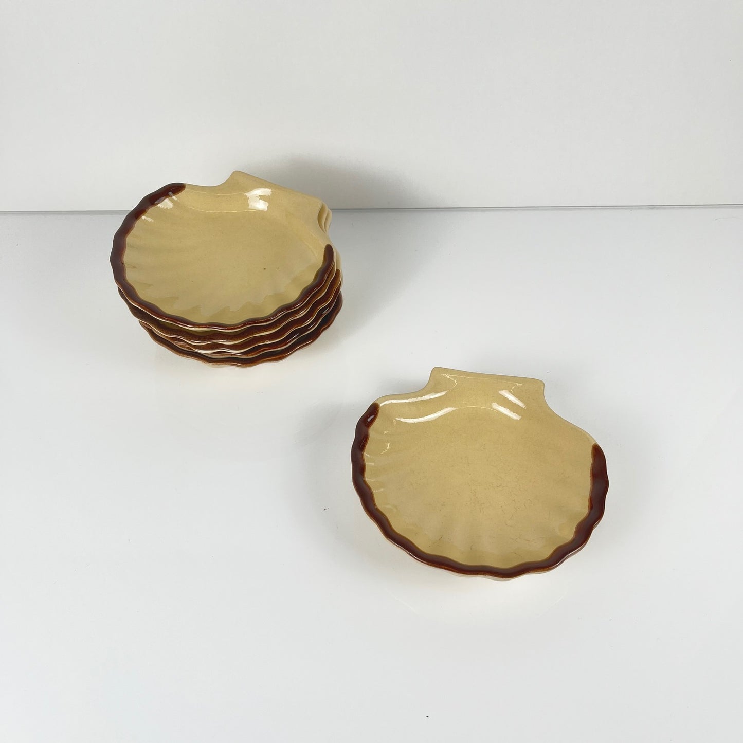 Set de 6 coquilles st Jacques en céramique par E. Henry