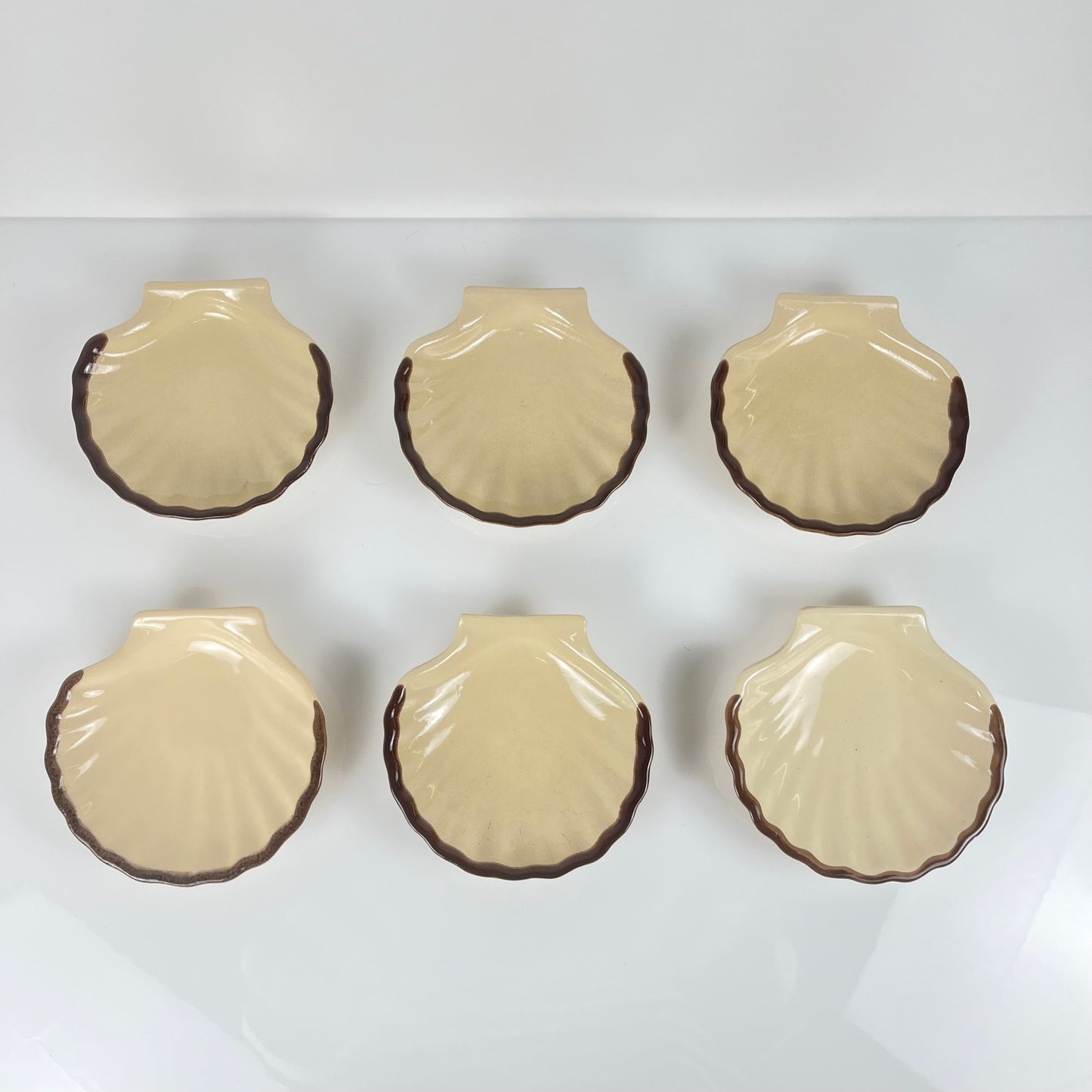 Set de 6 coquilles st Jacques en céramique par E. Henry