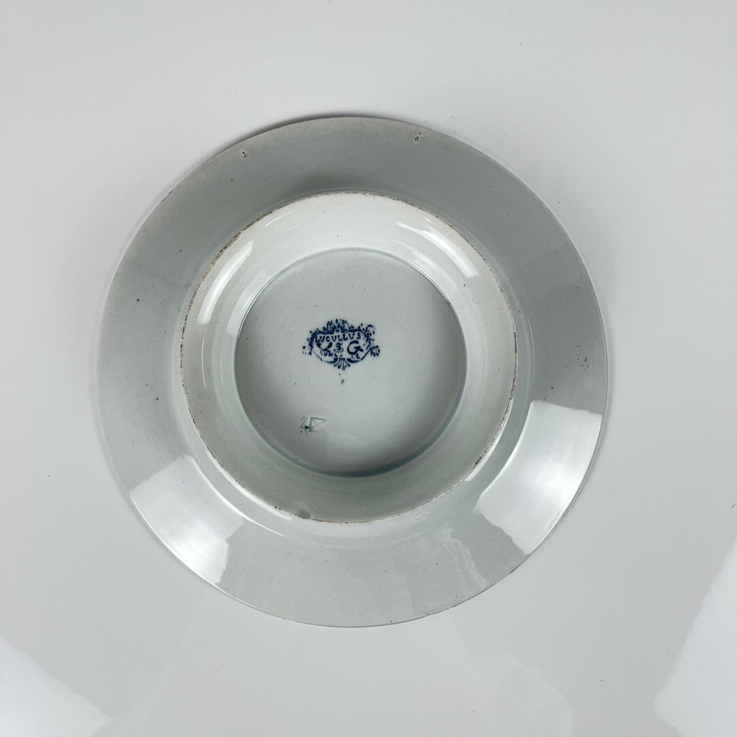 Assiette sur piédouche KG Luneville "Luculus" , Fin XIX-Début XXe