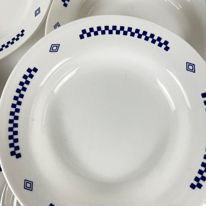 Set de 7 assiettes creuses Lustucru ,damier bleu , 1950/80