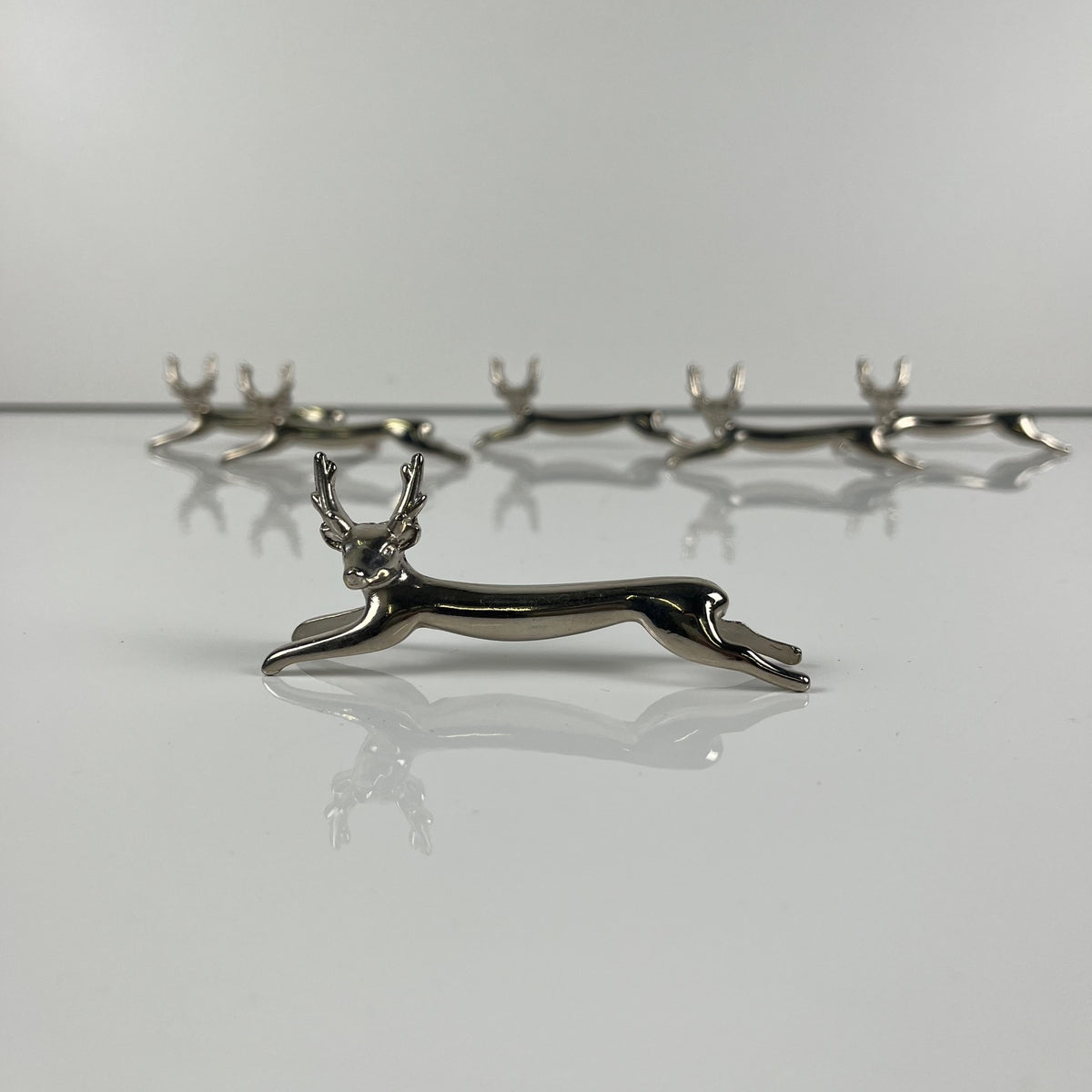 Set de 6 Porte couteaux en métal, modele "Cerf / renne", 1980-90