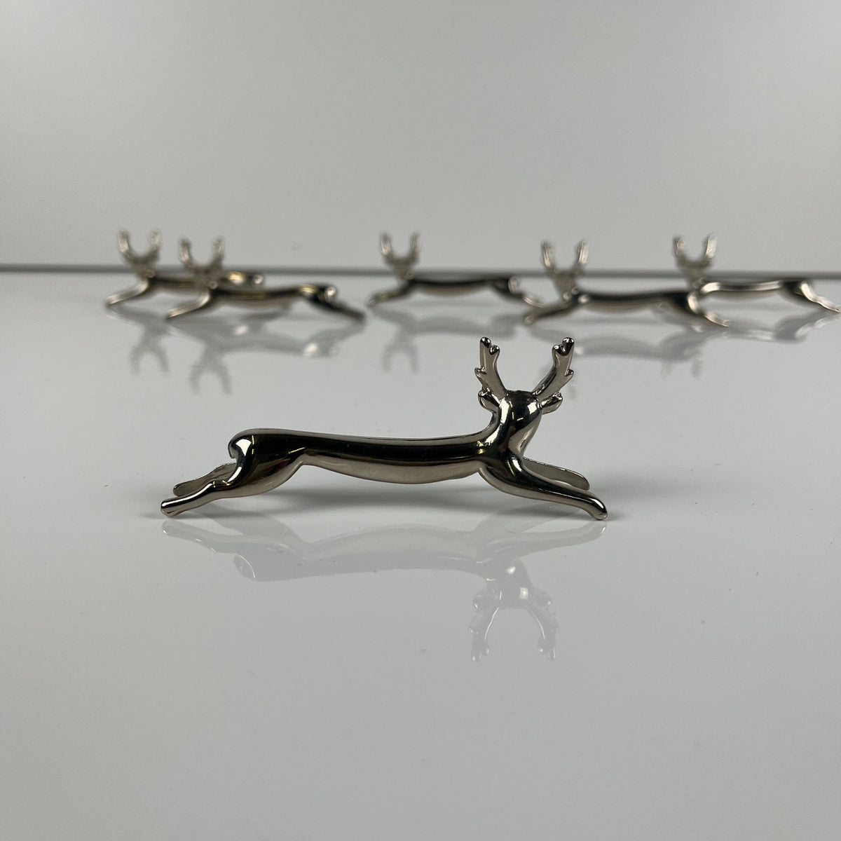 Set de 6 Porte couteaux en métal, modele "Cerf / renne", 1980-90