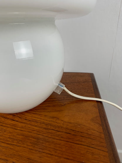 Lampe champignon en verre blanc , 1980