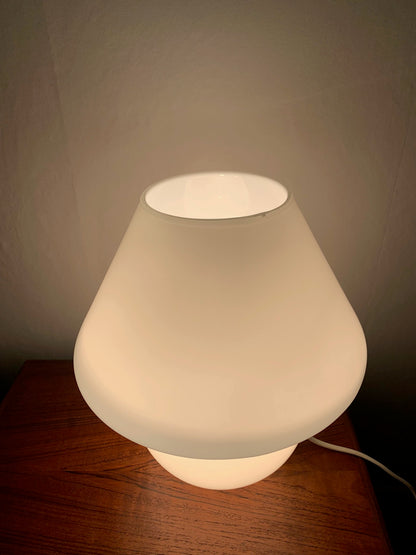 Lampe champignon en verre blanc , 1980