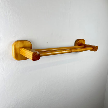 Porte serviette en pin minimaliste, 1970/80, attache carré