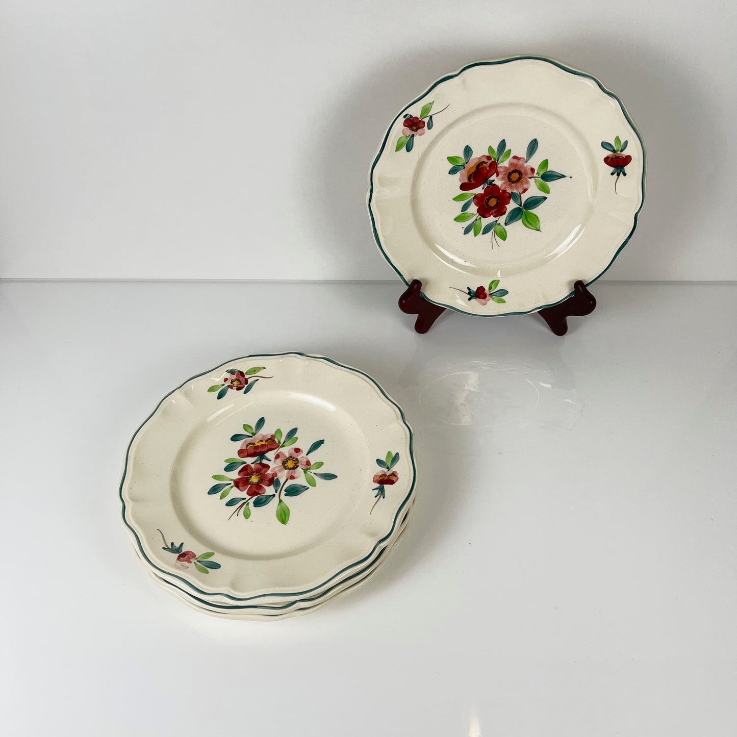 Set de 4 assiettes plates Sarreguemines "Amazonas" fin XIXe-Début XXe