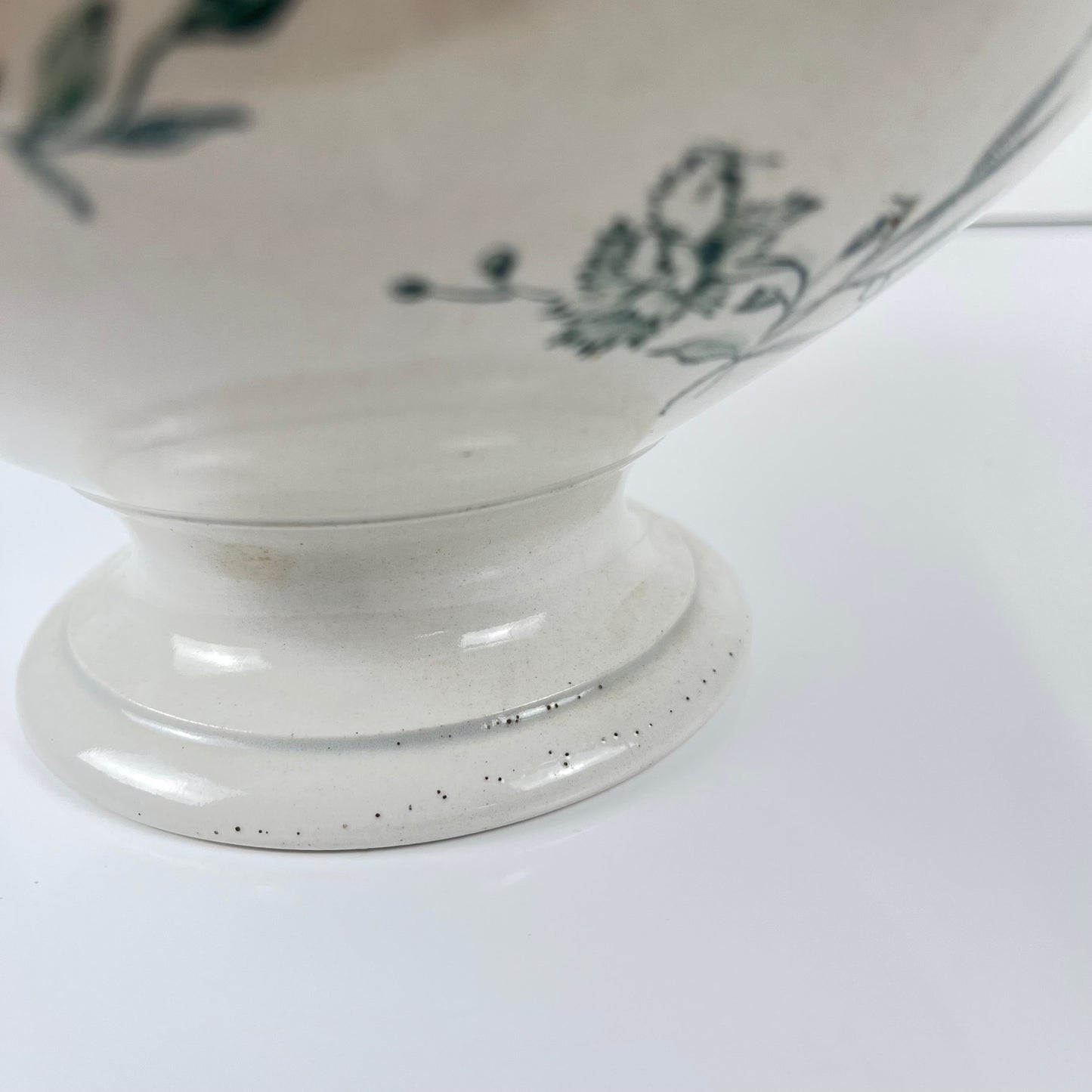 Soupière terre de fer Pexonne "Lucrèce" XIXe