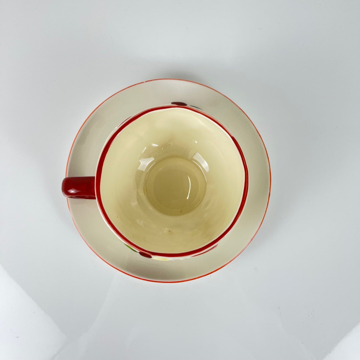 Set de 4 tasses avec soucoupes barbotine "Pomme"
