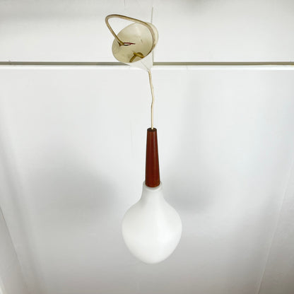 Suspension scandinave opaline et teck, midcentury modern