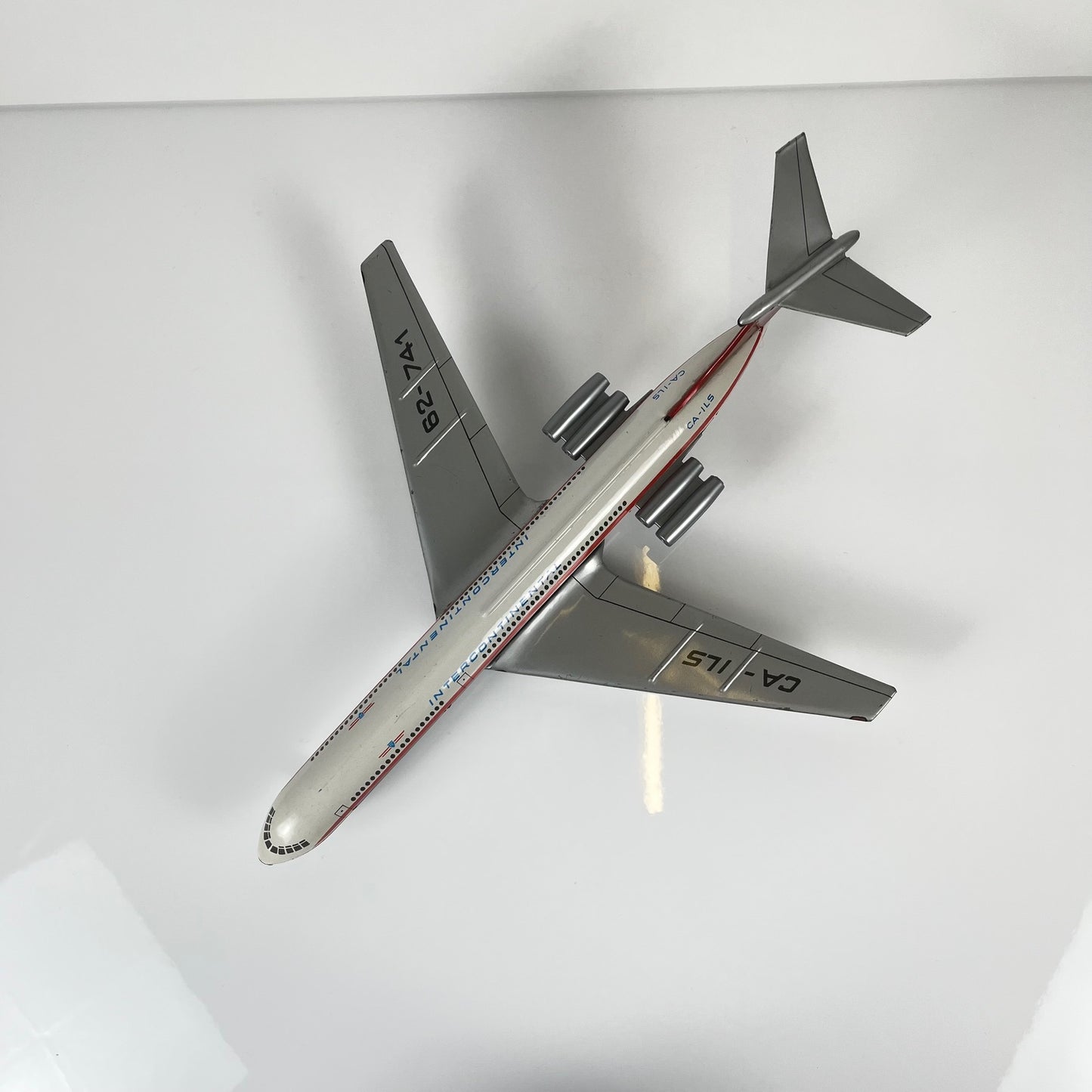 Jouet vintage d’avion de ligne des années 1960-70
