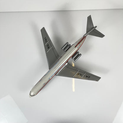 Jouet vintage d’avion de ligne des années 1960-70
