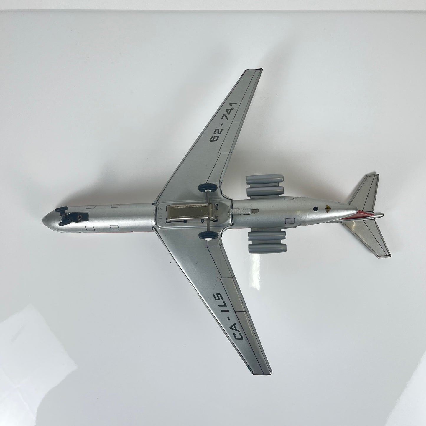 Jouet vintage d’avion de ligne des années 1960-70