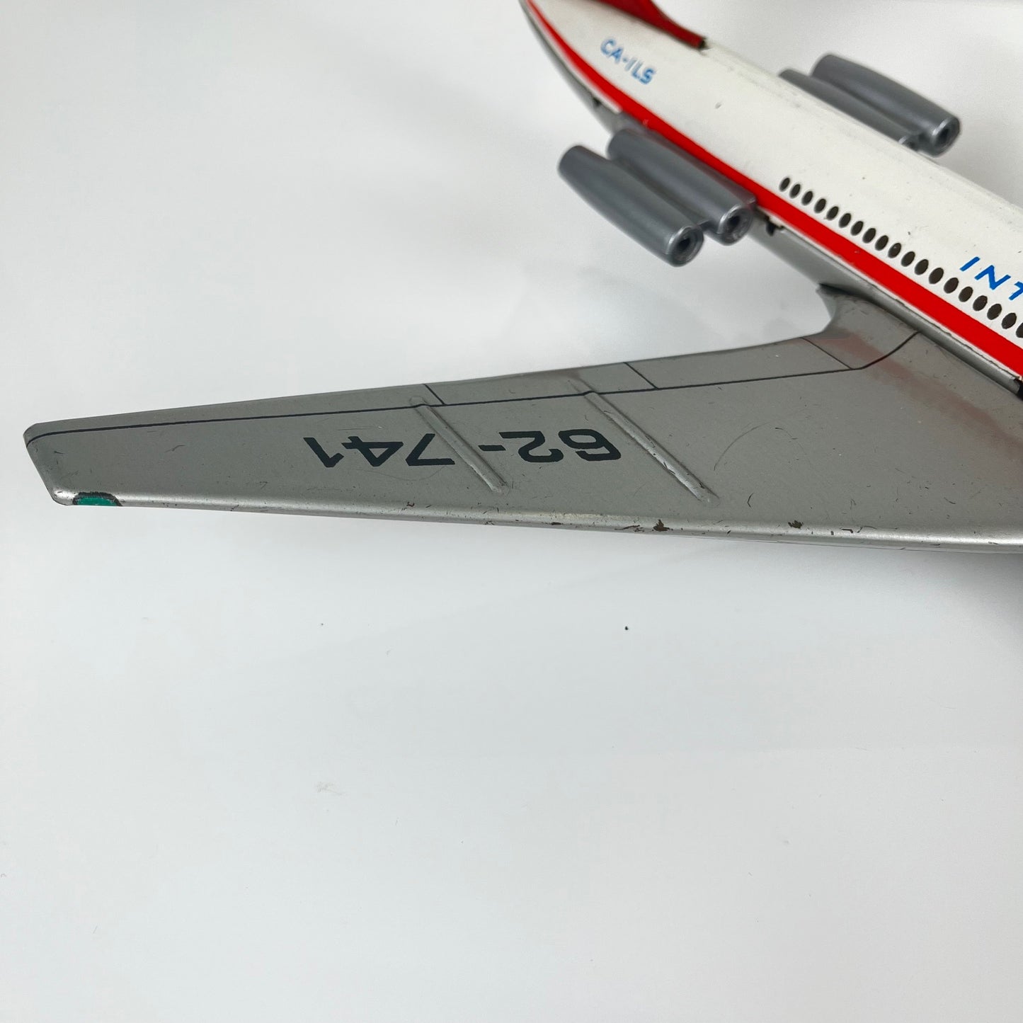 Jouet vintage d’avion de ligne des années 1960-70